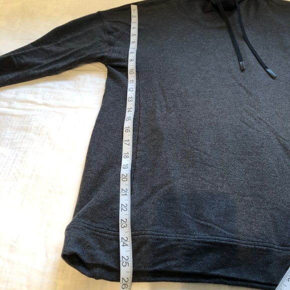 Lululemon Twisted and Tucked Long Sleeve - Picture 11 of 11